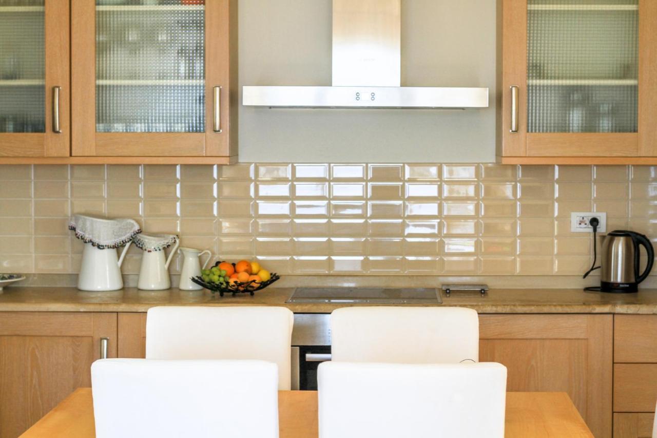 Infinity View Villa คัลคัน ภายนอก รูปภาพ